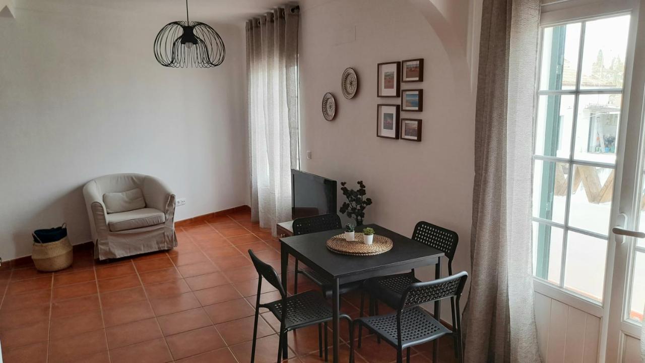 Porta Reguengos - Apartamento Moderno Alentejo Central Регуенгос де Монсараз Екстериор снимка